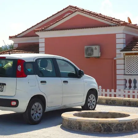 Irini Kiki Appartamento Agios Georgios Pagon