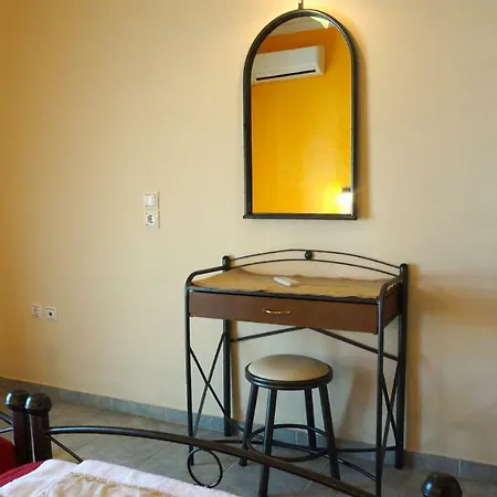 Irini Kiki Agios Georgios Pagon