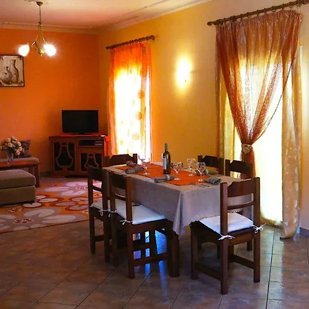 Irini Kiki Appartamento Agios Georgios Pagon