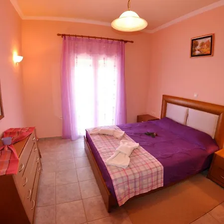 Irini Kiki Agios Georgios Pagon